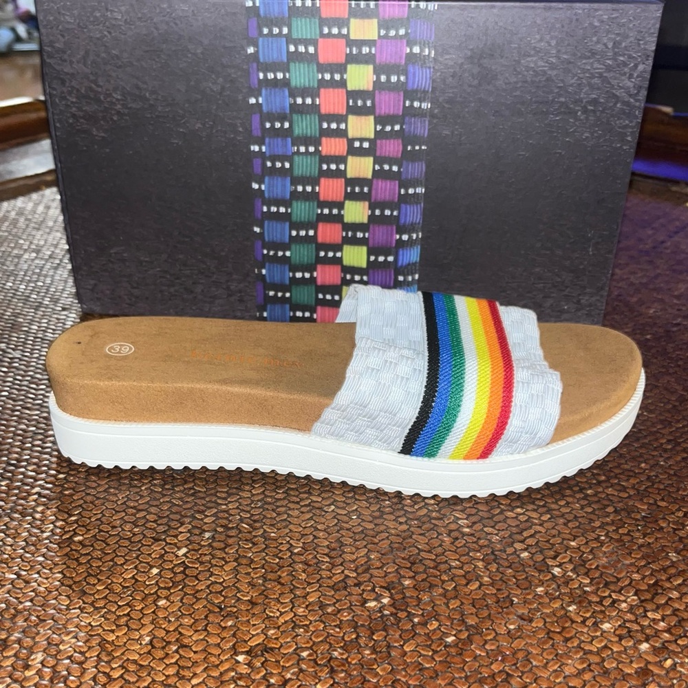 Bernie Mev. White Rainbow New York Comfort Slide Sandals Women’s EU Size 39